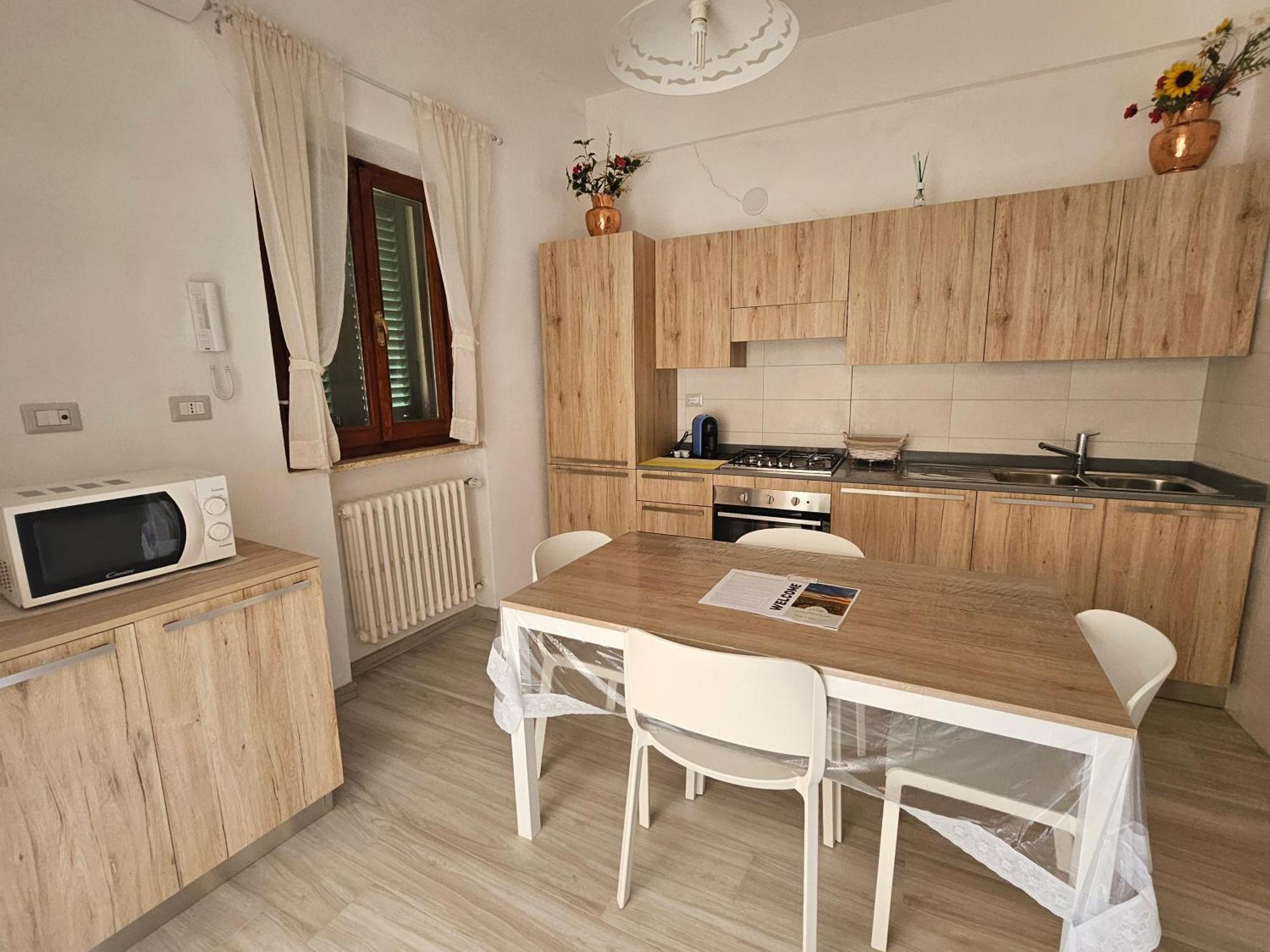 Appartamento Via Roma Castelnuovo D'Elsa Exterior photo